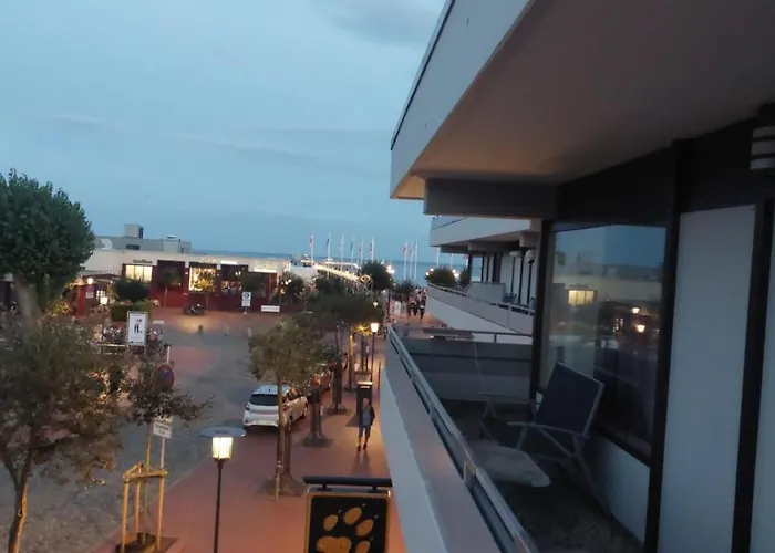 An Der Seebruecke In Grömitz